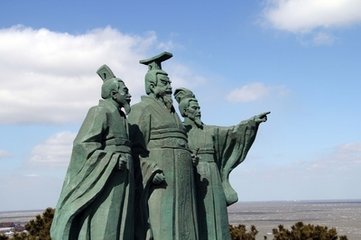 秦始皇是怎么死的？秦始皇活了多少岁？