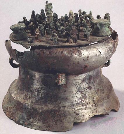 西汉杀人祭柱场面铜贮贝器[图]