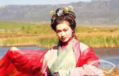 通臂猿猴做了什么让万妖女王对他死心塌地？