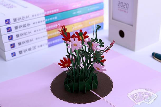 燕雀安知鸿鹄之志哉意思