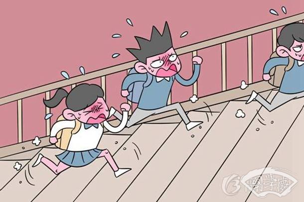 送东阳马生序里的词类活用