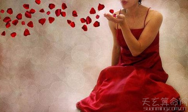 属羊女生本命年送什么   陶瓷花瓶可以提高属羊女的健康运
