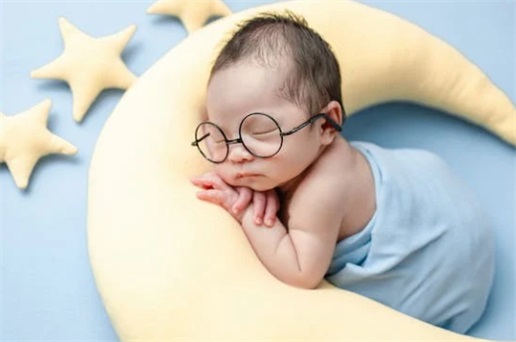 2023年3月1日农历二月初十出生的男孩八字起名 俊秀润泽取名