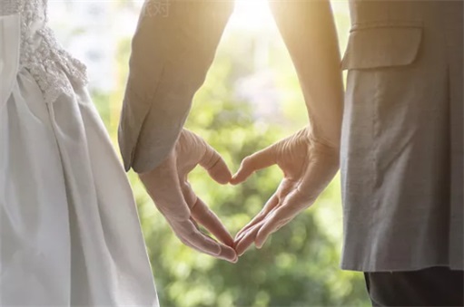 2023年农历七月二十七今天是不是好日子 适合结婚办喜事吗
