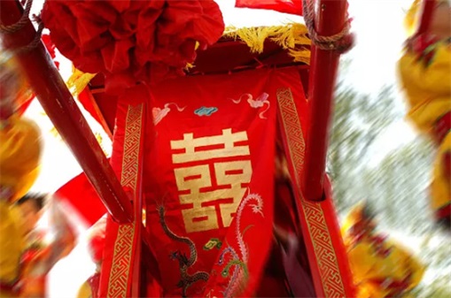 2023年12月24日平安夜可以办酒席吗 是嫁娶的大喜日吗