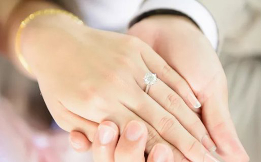 2024年7月10日黄历日子好吗 可以订婚吗