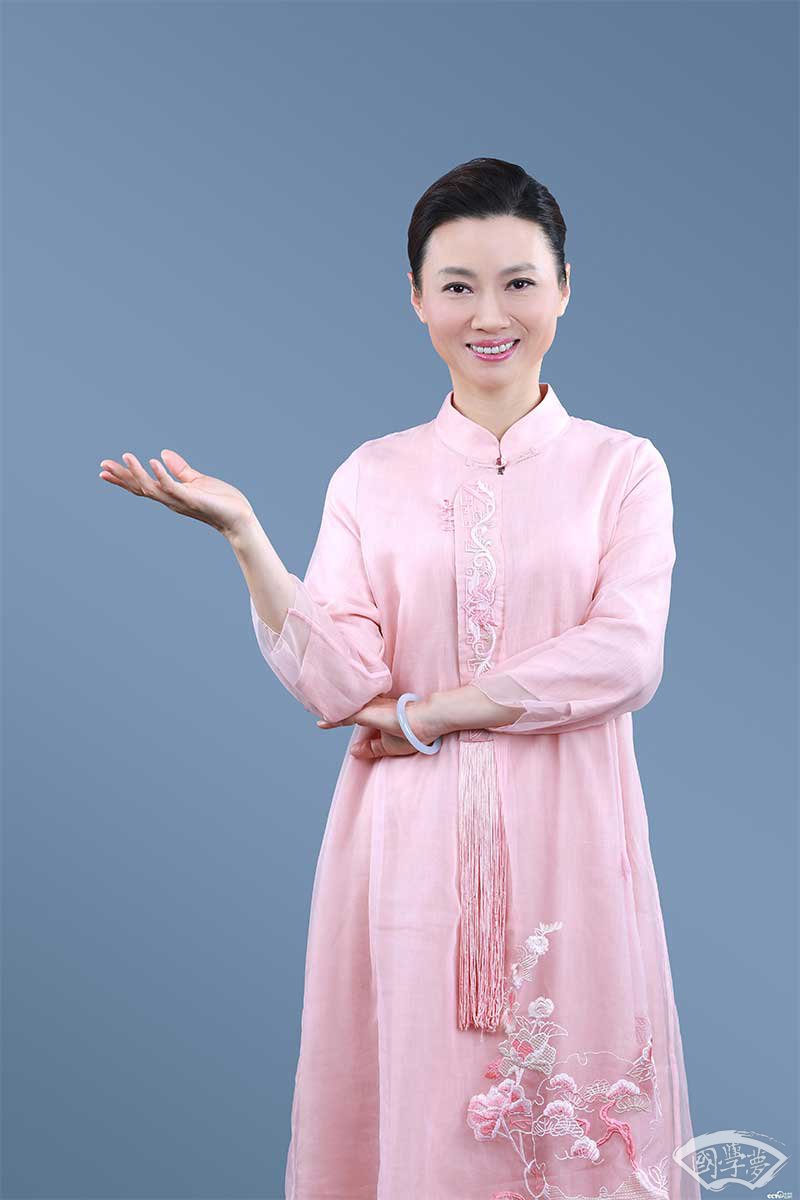 中国诗词大会特邀嘉宾杨雨